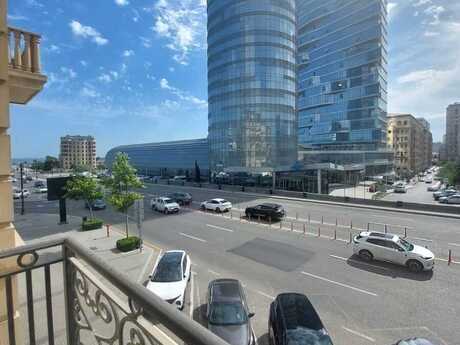 Elan №6418672 - Bakı, Şah İsmayıl Xətai m., 3 otaqlı, 111 m², 2/7 mərtəbə