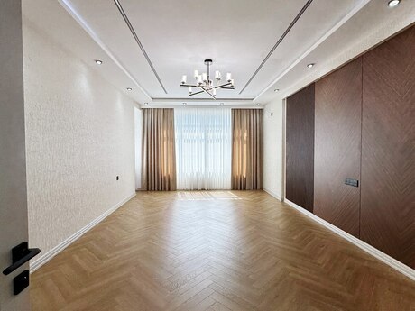 Объявление №6418684 - Баку, пос. 8-й километр, 3-комн., 140 м², 5/18 этаж