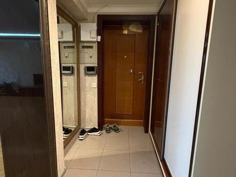 3-room apartment for rent, 120 m², İçəri Şəhər: 1 000 ₼/mo 2