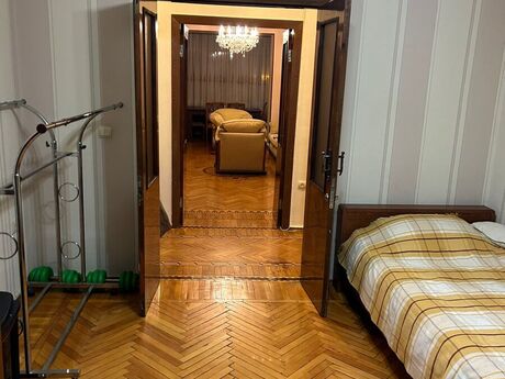 Аренда: 4-комнатная квартира, 110 м², Elmlər Akademiyası: 850 ₼/мес 5