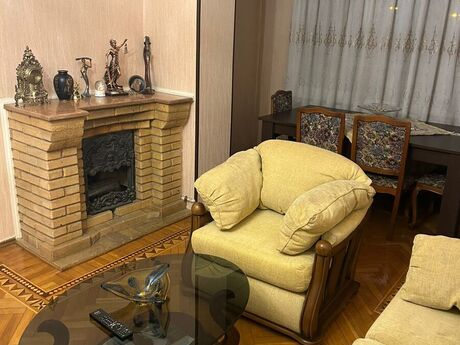 Elan №6418769 - Bakı, Elmlər Akademiyası m., 4 otaqlı, 110 m², 4/5 mərtəbə