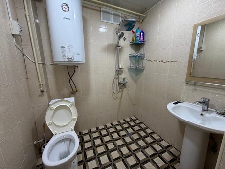 Kirayə 1 otaqlı mənzil, 50 m², İnşaatçılar: 500 ₼/ay 3