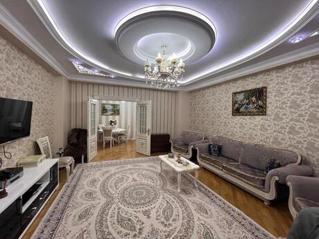 3 otaqlı mənzil, 136 m², Neftçilər: 350 000 ₼ 2