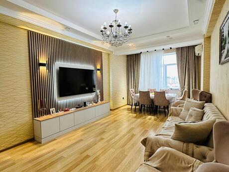 3 otaqlı mənzil, 82 m², İnşaatçılar: 215 000 ₼ 2