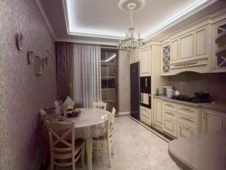 3 otaqlı mənzil, 150 m², Main MTK: 329 000 ₼ 2