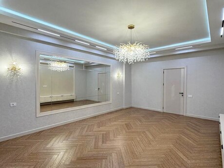 4 otaqlı mənzil, 155 m², Şah İsmayıl Xətai: 560 000 ₼ 2