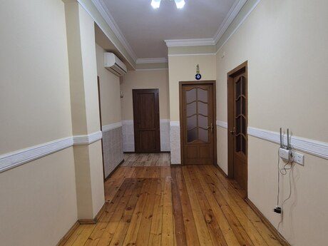 Elan №6390252 - Bakı, Xalqlar Dostluğu m., 3 otaqlı, 125 m², 4/12 mərtəbə