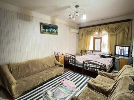 Elan №6418951 - Bakı, Yeni Günəşli q., 2 otaqlı, 70 m², 1/5 mərtəbə