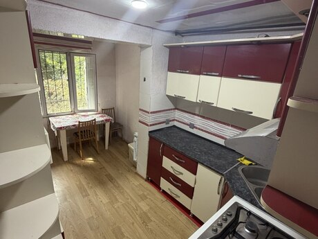 4-room apartment for rent, 130 m², Xalqlar Dostluğu: 250 ₼/mo 3