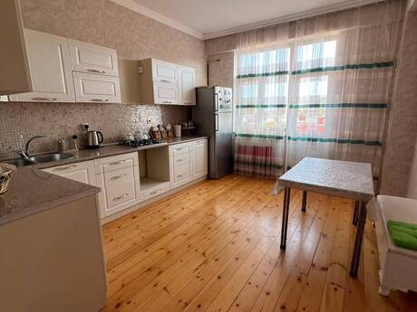 Kirayə 2 otaqlı mənzil, 95 m², Həzi Aslanov: 645 ₼/ay 4