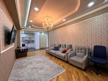 Elan №6419022 - Bakı, Ağ şəhər q., 3 otaqlı, 115 m², 23/24 mərtəbə