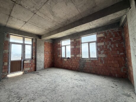 3 otaqlı mənzil, 101 m², Bakıxanov: 255 000 ₼ 2