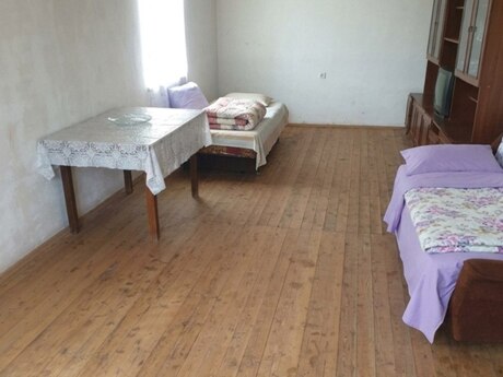8 otaqlı həyət evi, 130 m², Binə: 89 000 ₼ 2