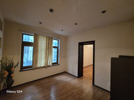 3-room apartment, 80 m², Nizami: 225 000 ₼ 5