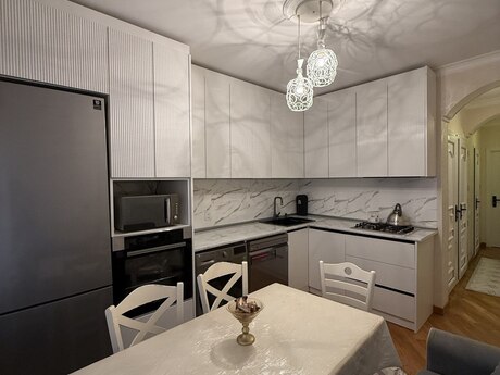 2 otaqlı mənzil, 65 m², Əhmədli: 184 000 ₼ 2