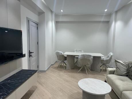 Kirayə 2 otaqlı mənzil, 75 m², Şah İsmayıl Xətai: 1 500 ₼/ay 3