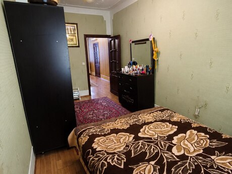 3 otaq · 45 m² · 5/5 mərtəbə, Nəsimi