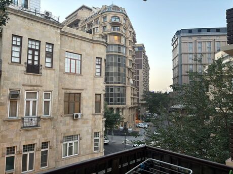 2-room apartment for rent, 52 m², İçəri Şəhər: 200 ₼/mo 5