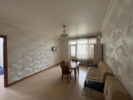 Kirayə 2 otaqlı mənzil, 45 m², İnşaatçılar: 650 ₼/ay 2