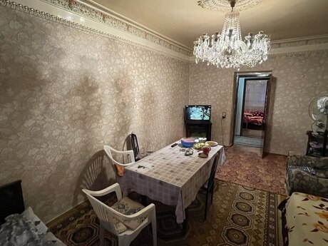 Elan №6419286 - Bakı, Xalqlar Dostluğu m., 3 otaqlı, 85 m², 3/5 mərtəbə