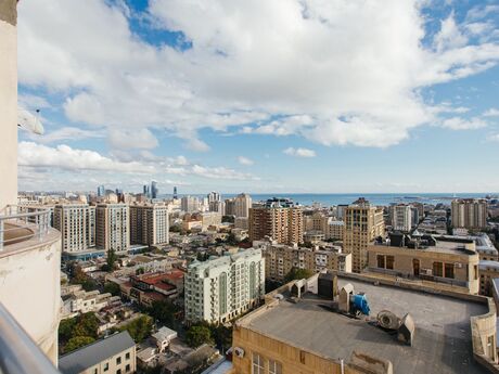 Elan №6419327 - Bakı, Nizami m., 3 otaqlı, 165 m², 20/22 mərtəbə