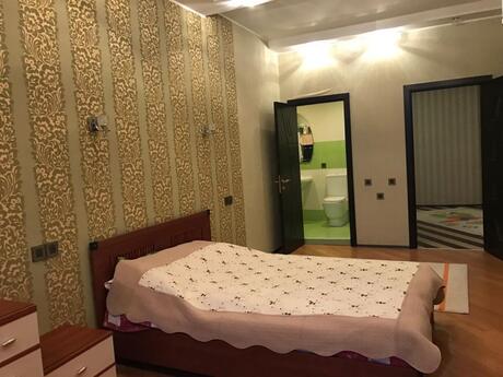 Kirayə 3 otaqlı mənzil, 130 m², Nizami: 1 200 ₼/ay 3
