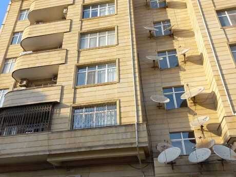 4 rooms · 165 m² · floor 8/10, Nizami