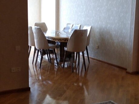 Kirayə 3 otaqlı mənzil, 255 m², Elmlər Akademiyası: 1 500 ₼/ay 2