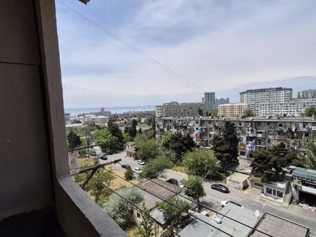 2-room apartment for rent, 55 m², Həzi Aslanov: 150 ₼/mo 3