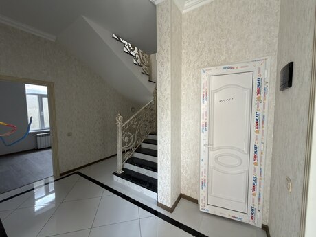 5 otaqlı həyət evi, 200 m², Həzi Aslanov: 255 000 ₼ 2