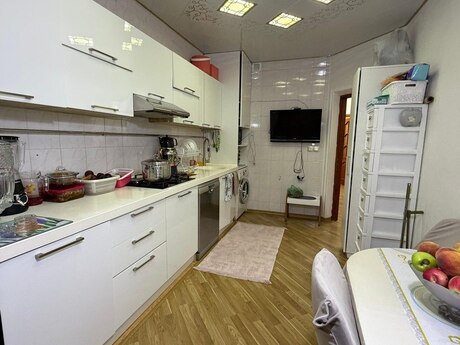 3 otaqlı mənzil, 95 m², Həzi Aslanov: 243 000 ₼ 3
