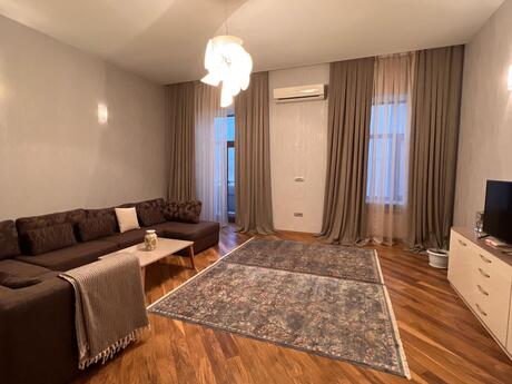 Kirayə 5 otaqlı mənzil, 260 m², Sahil: 3 200 ₼/ay 5