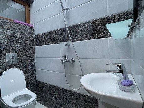 Kirayə 1 otaqlı mənzil, 30 m², Sahil: 700 ₼/ay 5