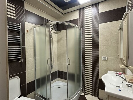 Kirayə 3 otaqlı mənzil, 165 m², Şah İsmayıl Xətai: 280 ₼/ay 2
