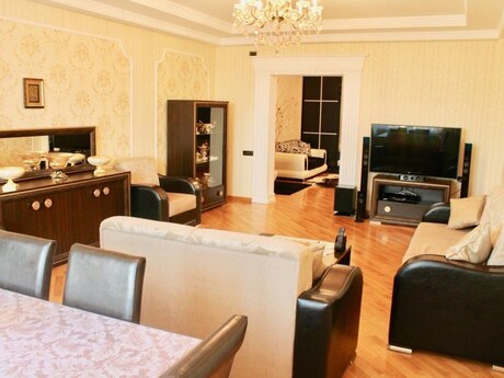 3 otaqlı mənzil, 147 m², Elmlər Akademiyası: 425 000 ₼ 2