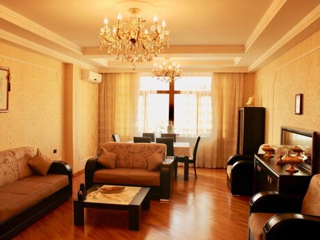 3 otaqlı mənzil, 147 m², Elmlər Akademiyası: 425 000 ₼ 3