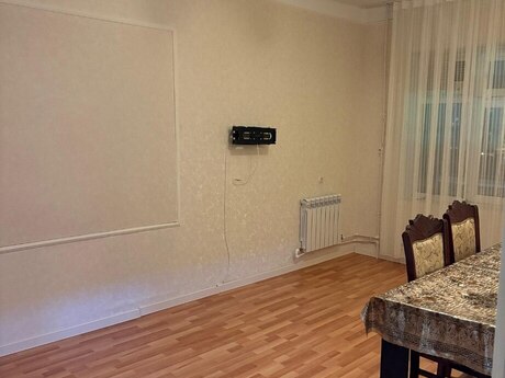 3-room apartment for rent, 95 m², Qara Qarayev: 800 ₼/mo 2