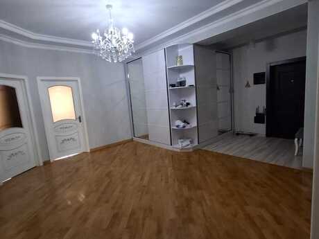 3 rooms · 123 m² · floor 11/18, 7-ci mikrorayon