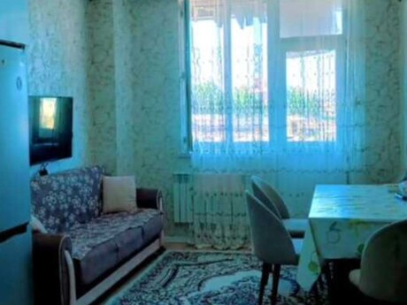 2-room apartment for rent, 75 m², Saray: 400 ₼/mo 2
