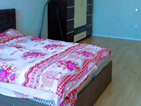 2-room apartment for rent, 75 m², Saray: 400 ₼/mo 4