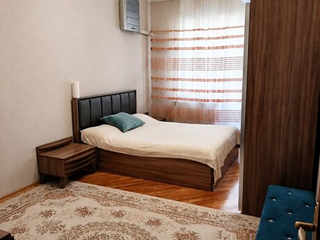3 otaqlı mənzil, 135 m², Elmlər Akademiyası: 420 000 ₼ 3