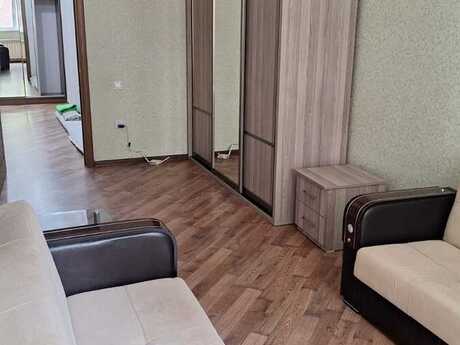 4-room apartment for rent, 120 m², İnşaatçılar: 950 ₼/mo 3