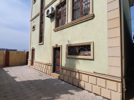 4 otaqlı həyət evi, 220 m², Azadlıq Prospekti: 470 000 ₼ 4