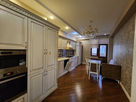 Elan №6419933 - Bakı, Nəsimi r., 3 otaqlı, 130 m², 17/21 mərtəbə