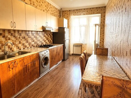 Elan №6368266 - Bakı, Əhmədli m., 2 otaqlı, 100 m², 9/19 mərtəbə