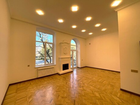 Elan №6420013 - Bakı, 28 May m., 3 otaqlı, 110 m²