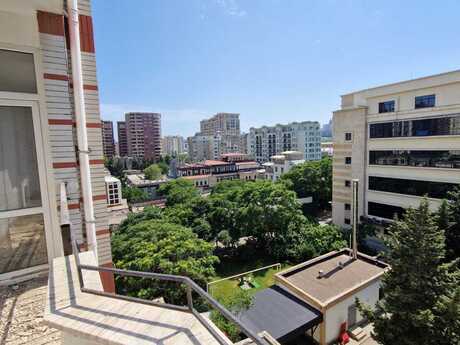 4 otaqlı mənzil, 200 m², Nizami: 497 000 ₼ 4
