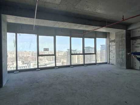 2-room apartment, 88,9 m², 28 May: 738 000 ₼ 4