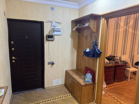 5-room apartment for rent, 130 m², Həzi Aslanov: 800 ₼/mo 2