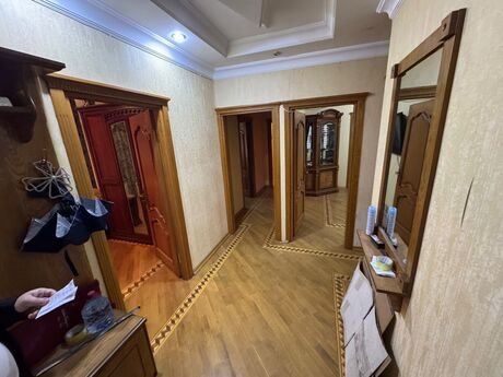 5-room apartment for rent, 130 m², Həzi Aslanov: 800 ₼/mo 5